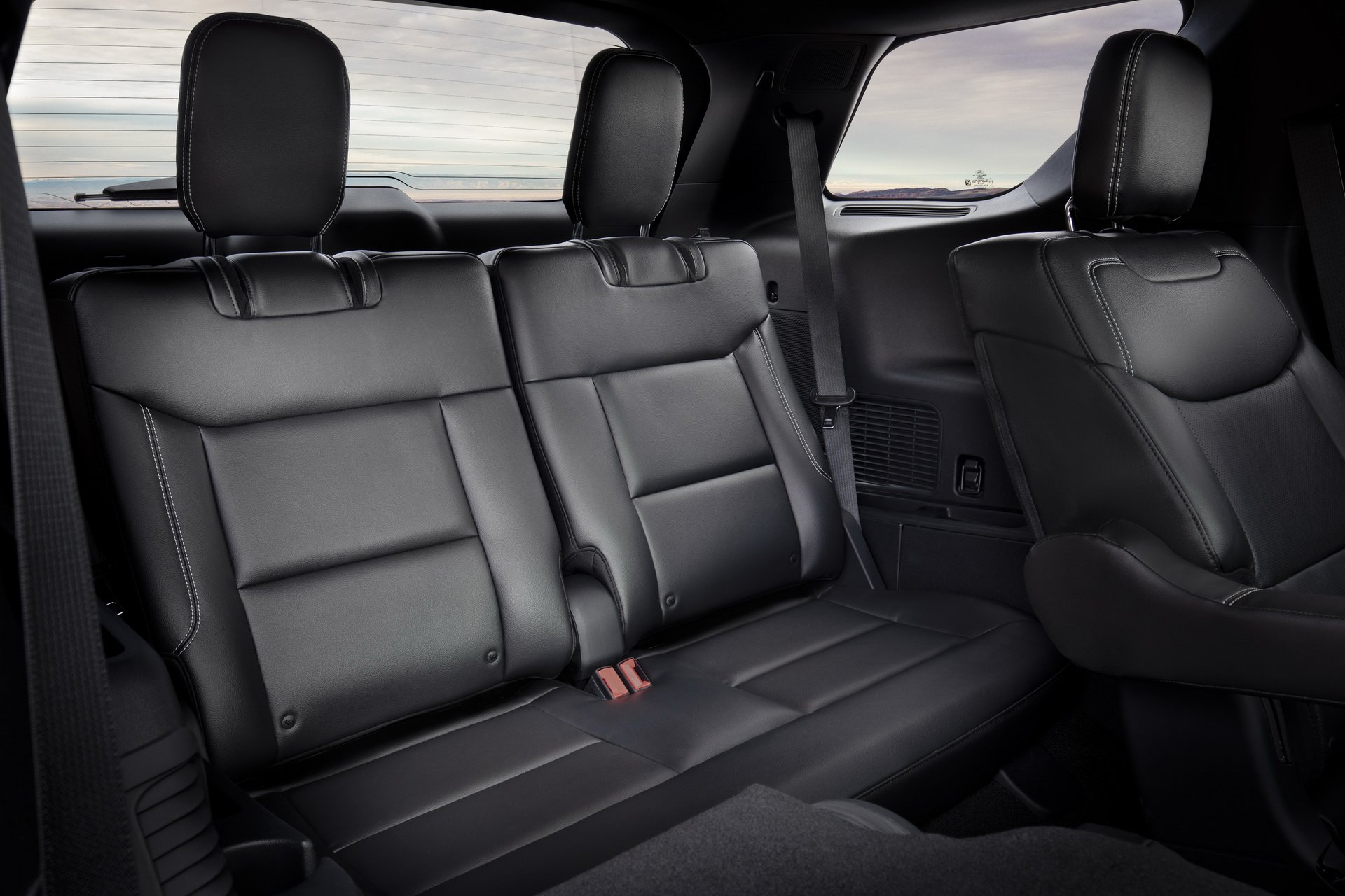 Third Row Seating >> Επίσημο: Ford Explorer ST με 400 άλογα και Explorer Hybrid - Autoblog.gr Third Row Seating >> Επίσημο: Ford Explorer ST με 400 άλογα και Explorer Hybrid - Autoblog.gr