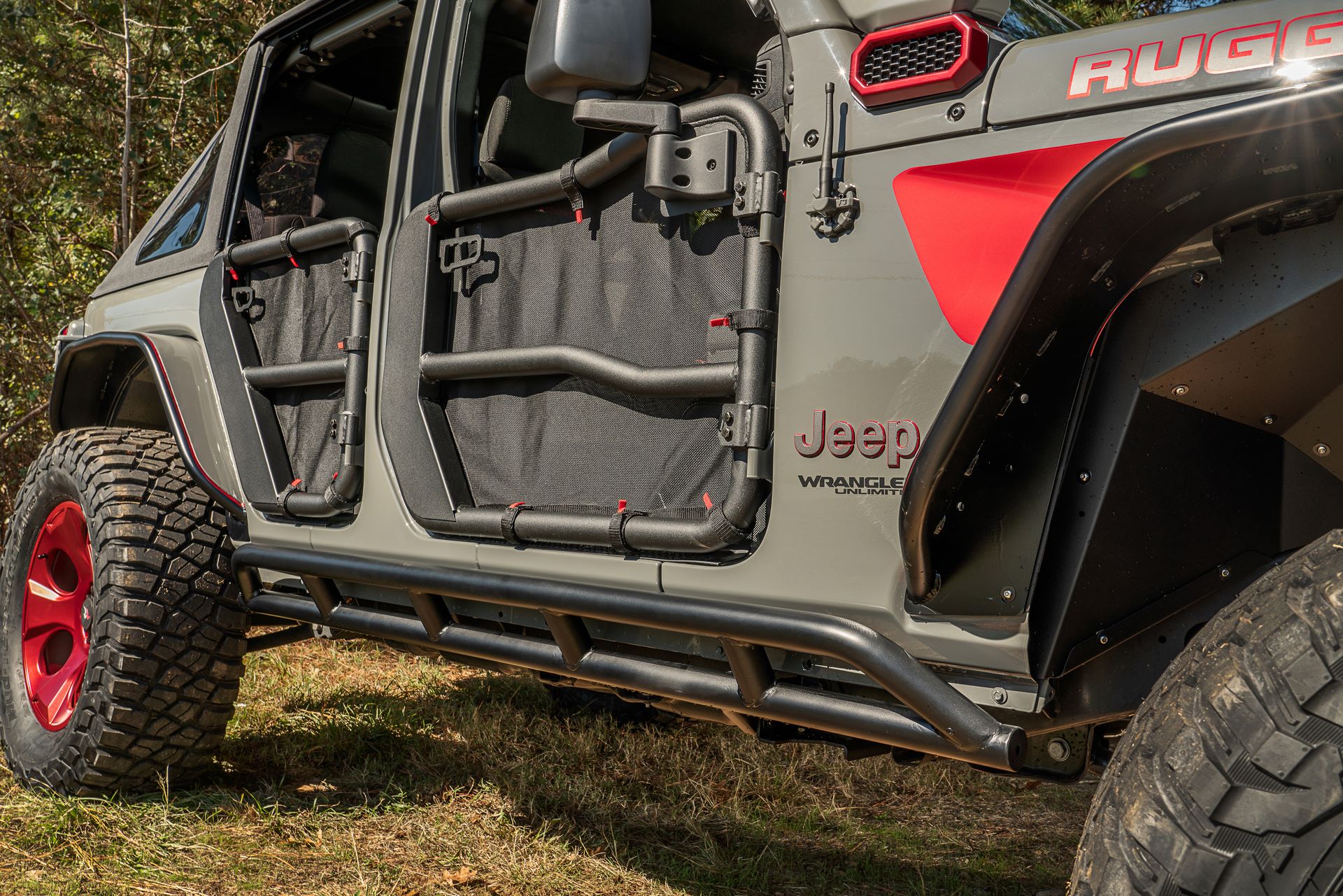 rugged_ridge_jeep_wrangler_unlimited_rubicon_sema_2019_012