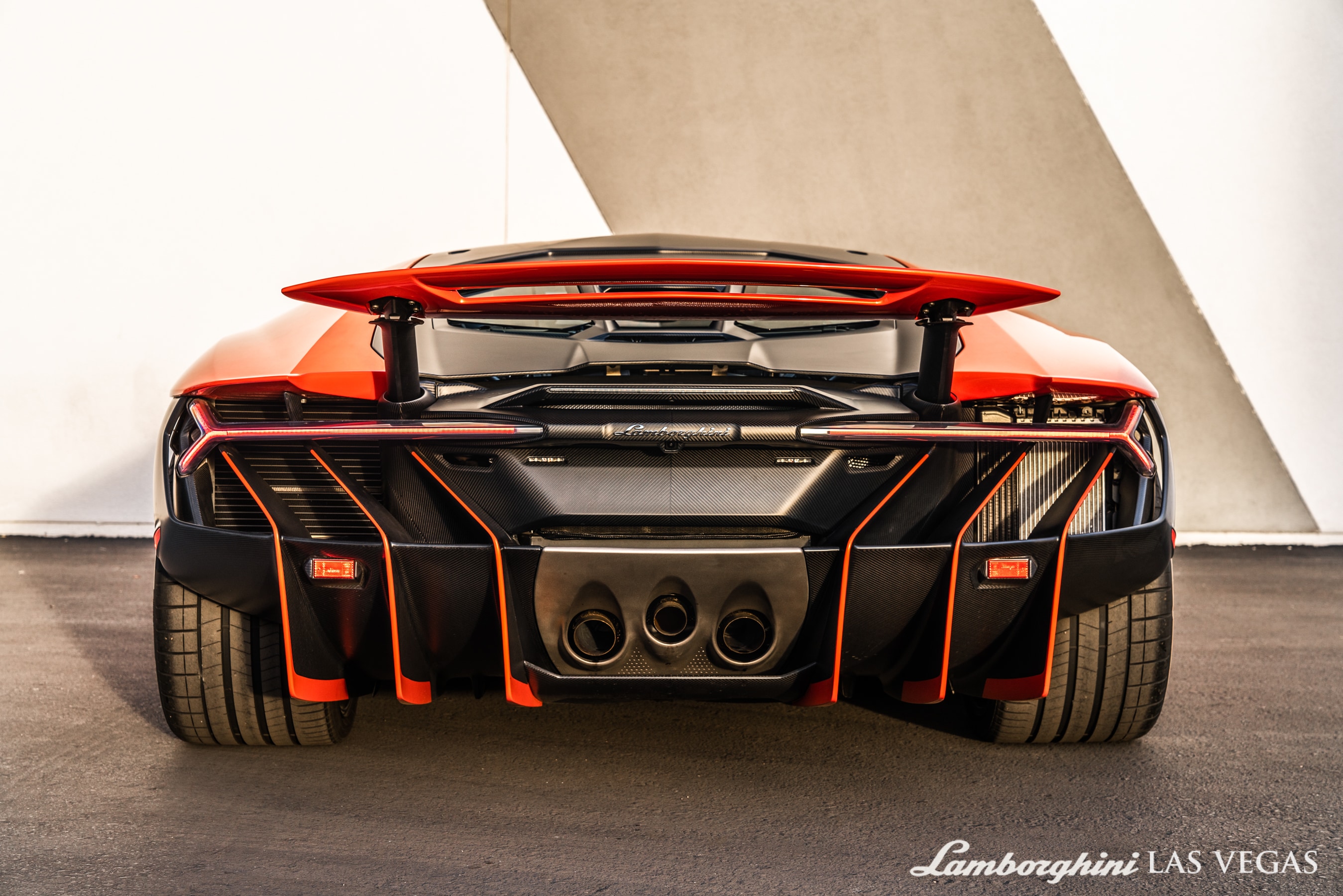 2017_Lamborghini_Centenario_for_sale_0017