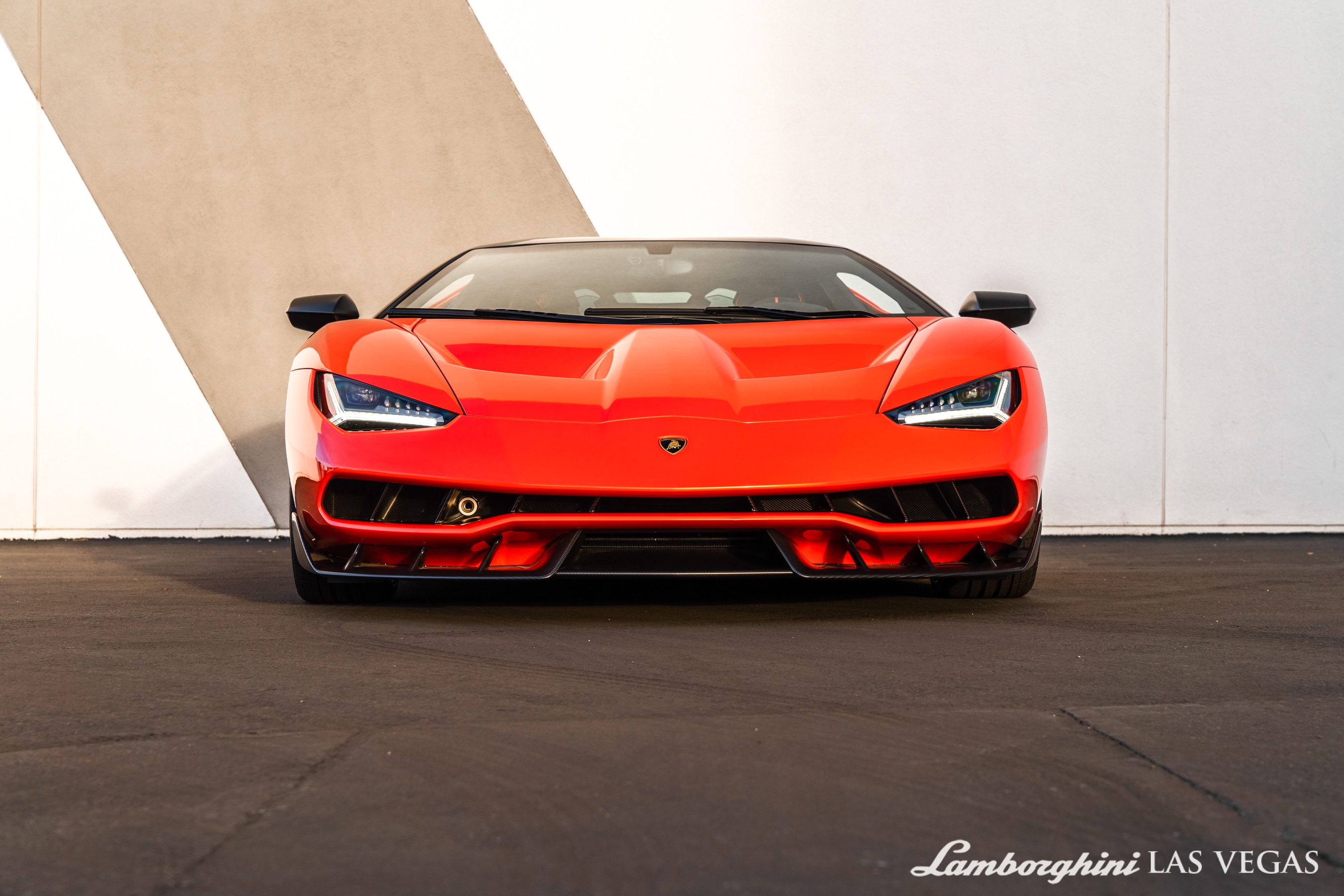 2017_Lamborghini_Centenario_for_sale_0020