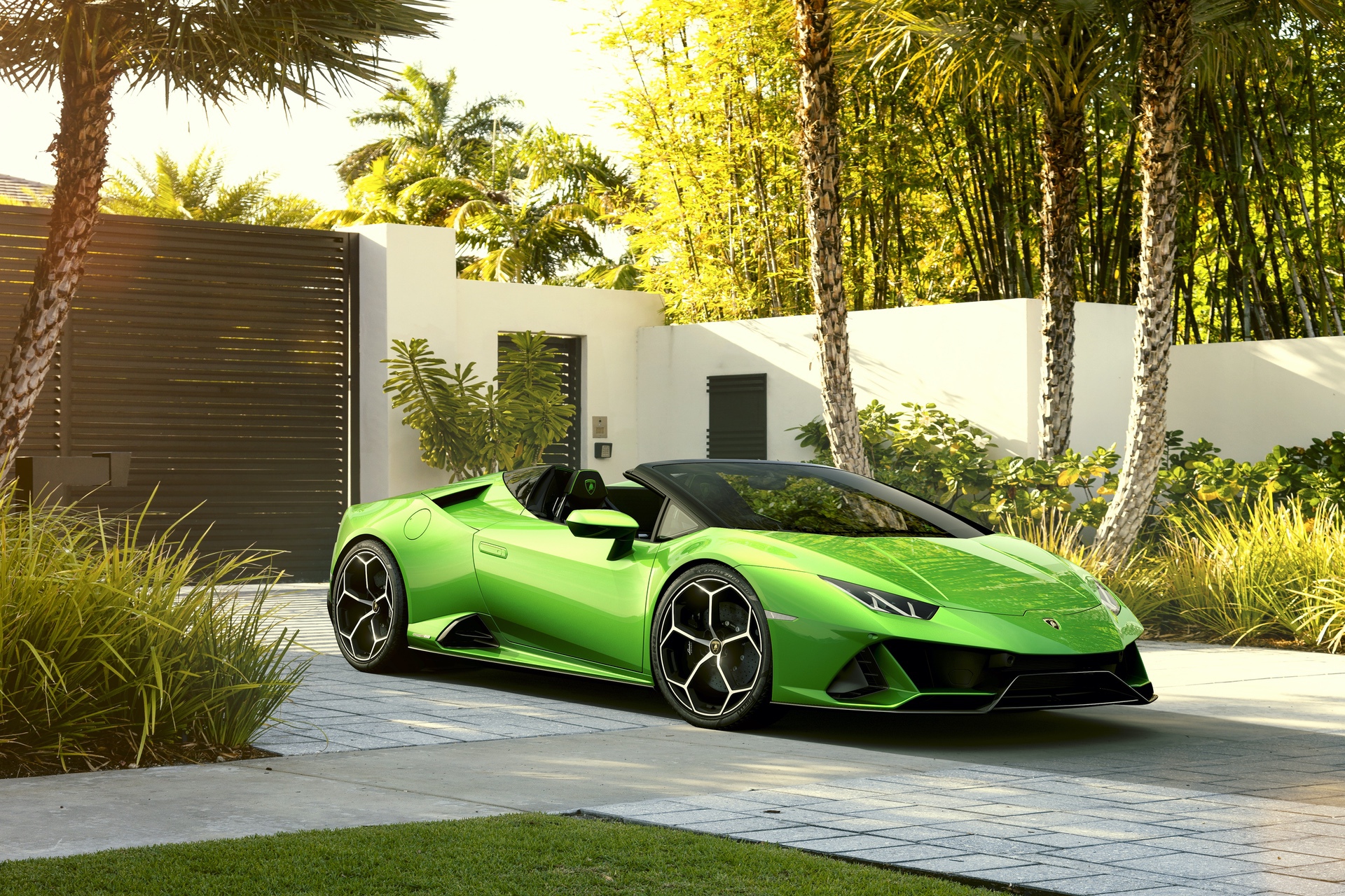 Lamborghini_Huracan_Evo_Spyder_0012