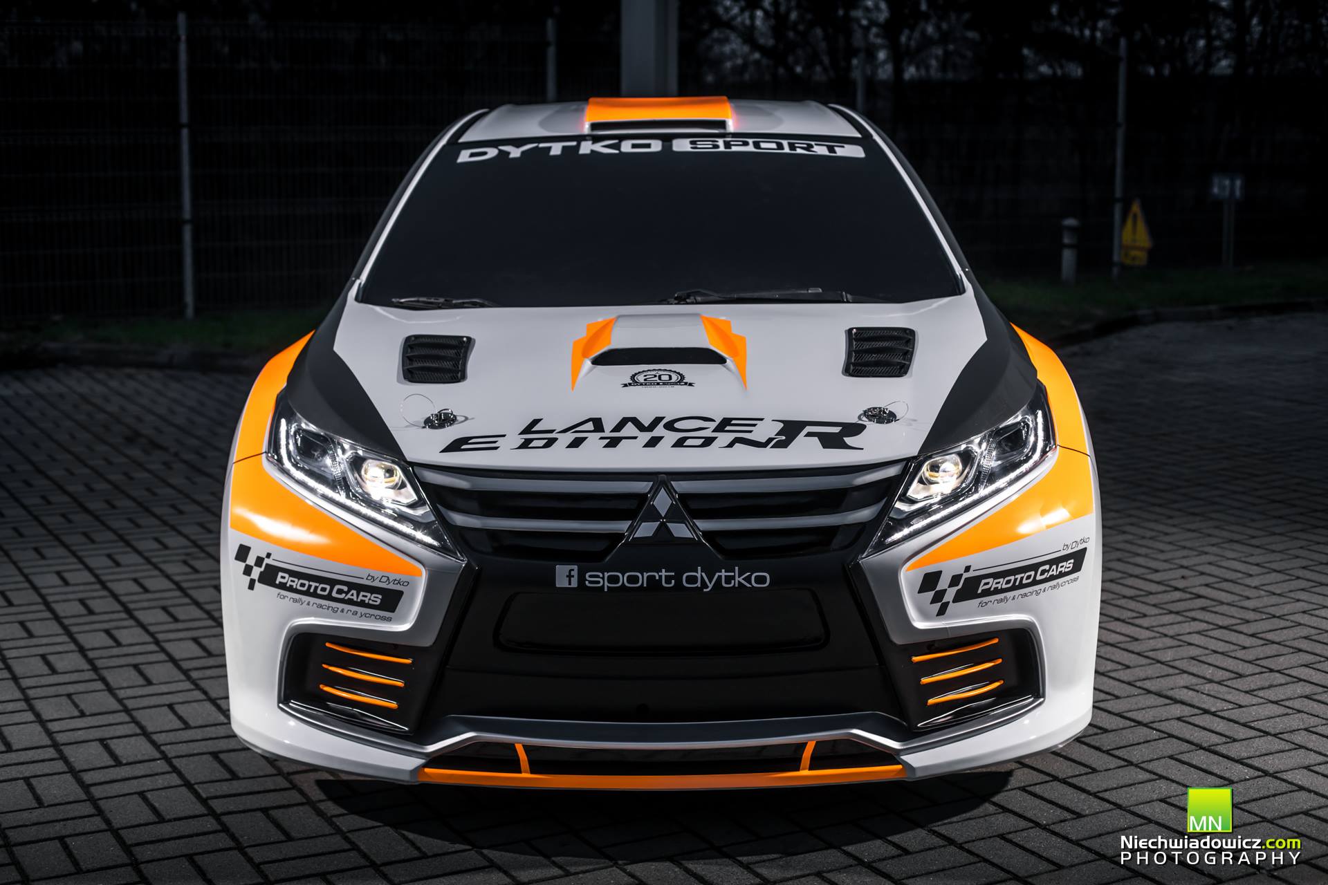 Mitsubishi_Lancer_Edition_R_by_Dytko_Sport_0001