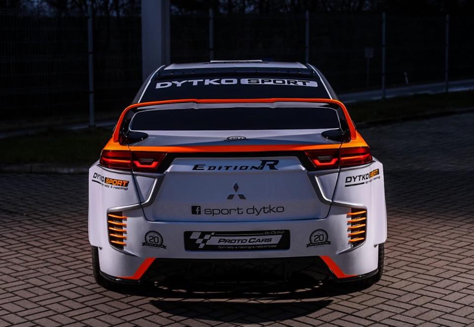Mitsubishi_Lancer_Edition_R_by_Dytko_Sport_0004