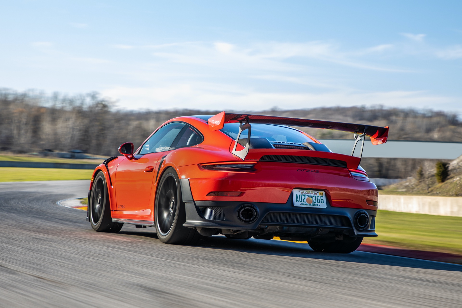 Porsche_911_GT2_RS_Road_America_0011
