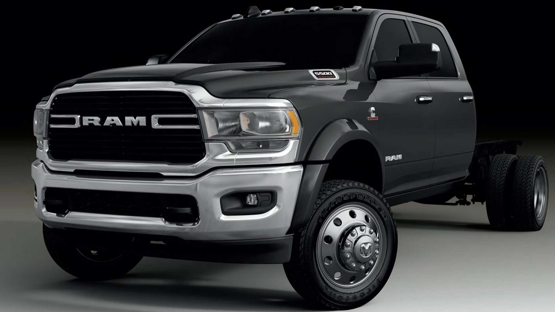 2019-ram-chassis-cab (3)