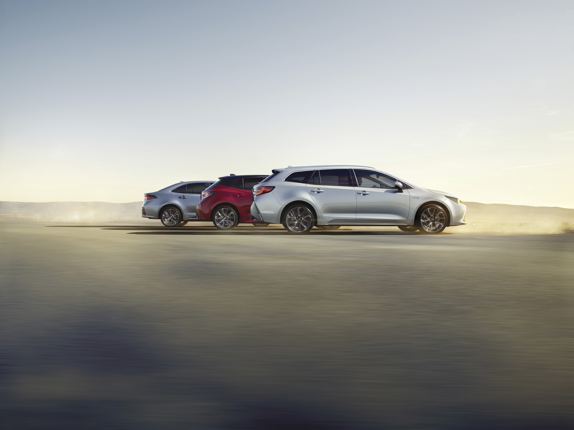 2019_Toyota_Corolla_Family_02