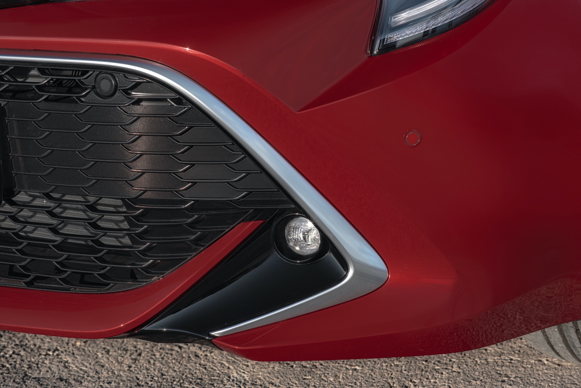 Corolla_HB_2.0L_Red_Bitone_2019_042
