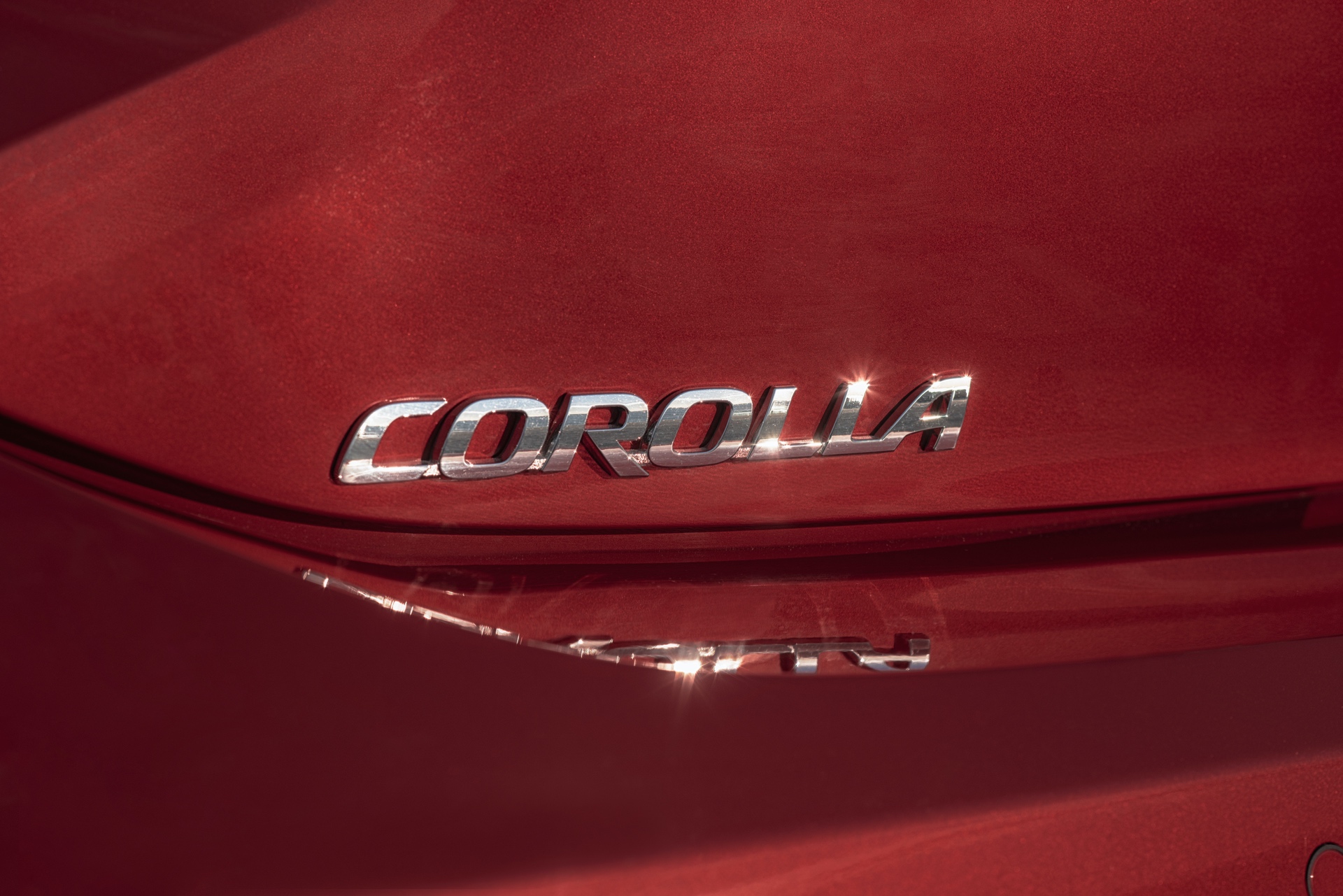 Corolla_HB_2.0L_Red_Bitone_2019_043