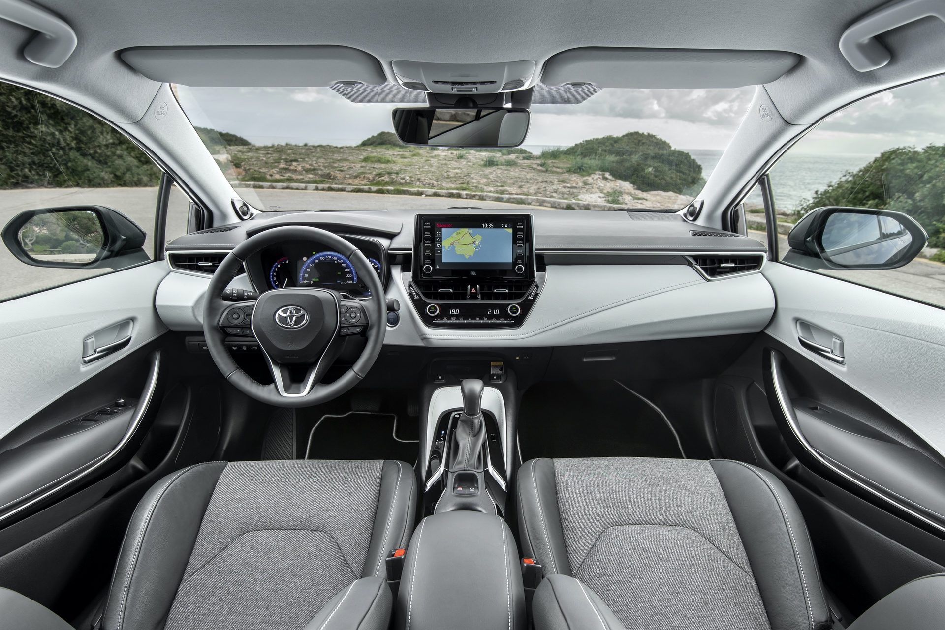Corolla_TS_2.0L_Brown_2019_025
