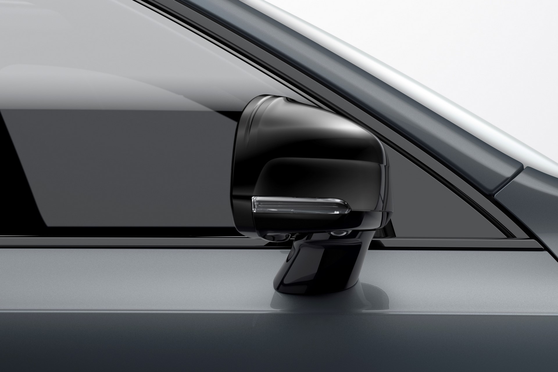 The New Volvo XC90 R-Design T8 Twin Engine in Thunder Grey