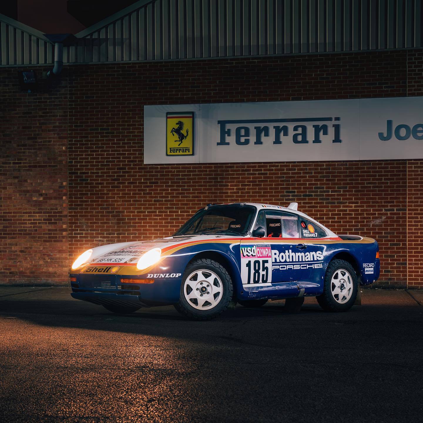 1985_Porsche_959_Paris-Dakar_Rally_Car_0001
