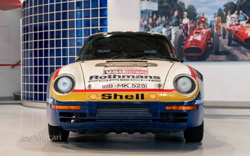1985_Porsche_959_Paris-Dakar_Rally_Car_0007