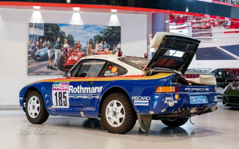 1985_Porsche_959_Paris-Dakar_Rally_Car_0018