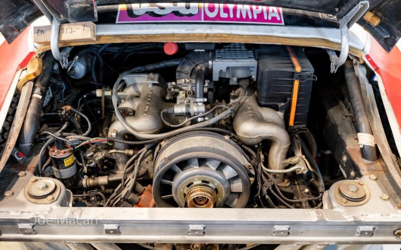 1985_Porsche_959_Paris-Dakar_Rally_Car_0019