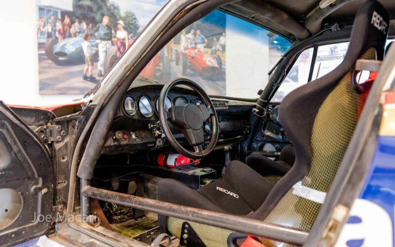 1985_Porsche_959_Paris-Dakar_Rally_Car_0027