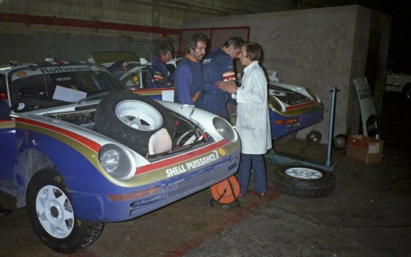1985_Porsche_959_Paris-Dakar_Rally_Car_0033