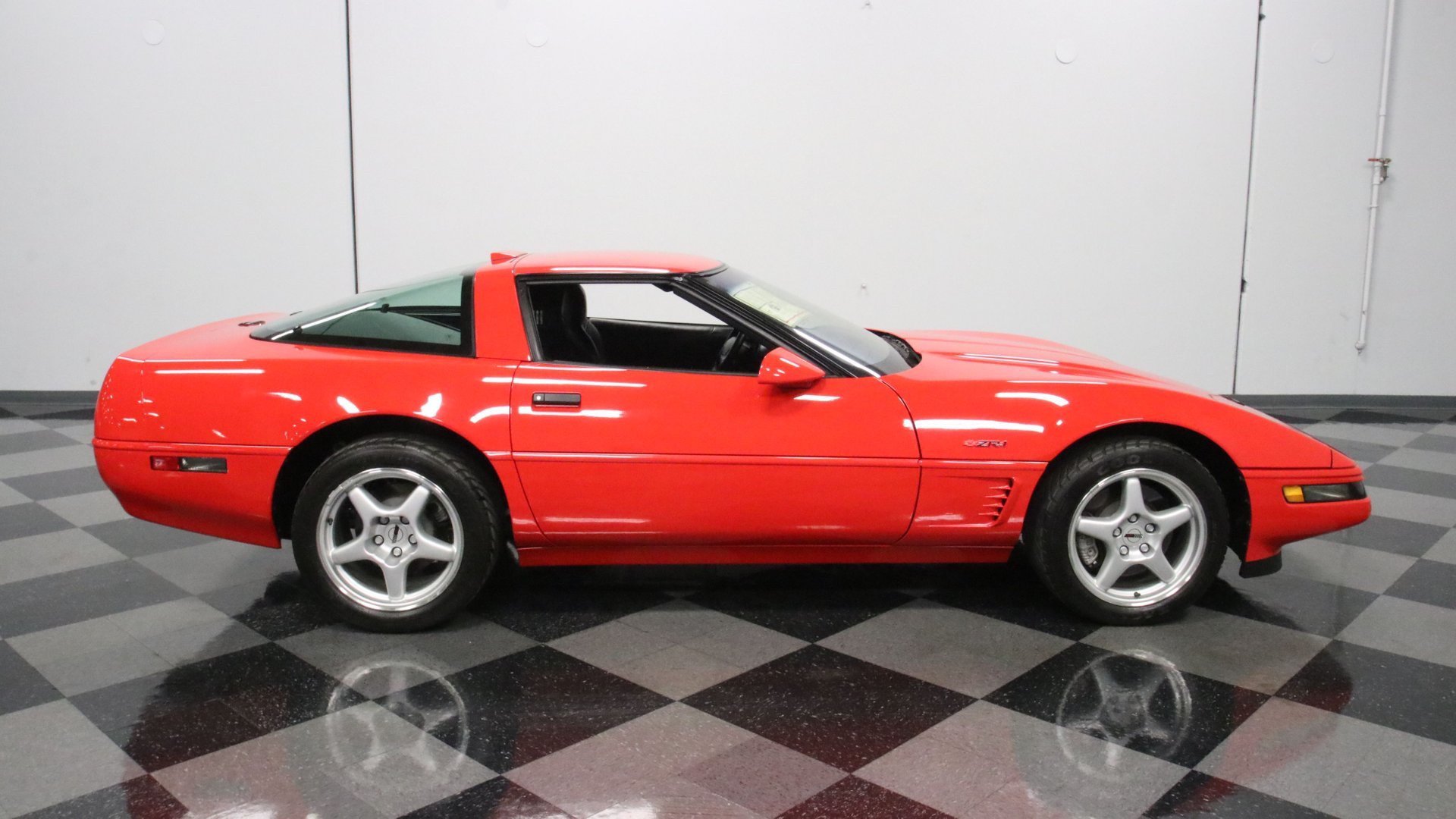 1995_Chevrolet_Corvette_ZR1_sale_0028