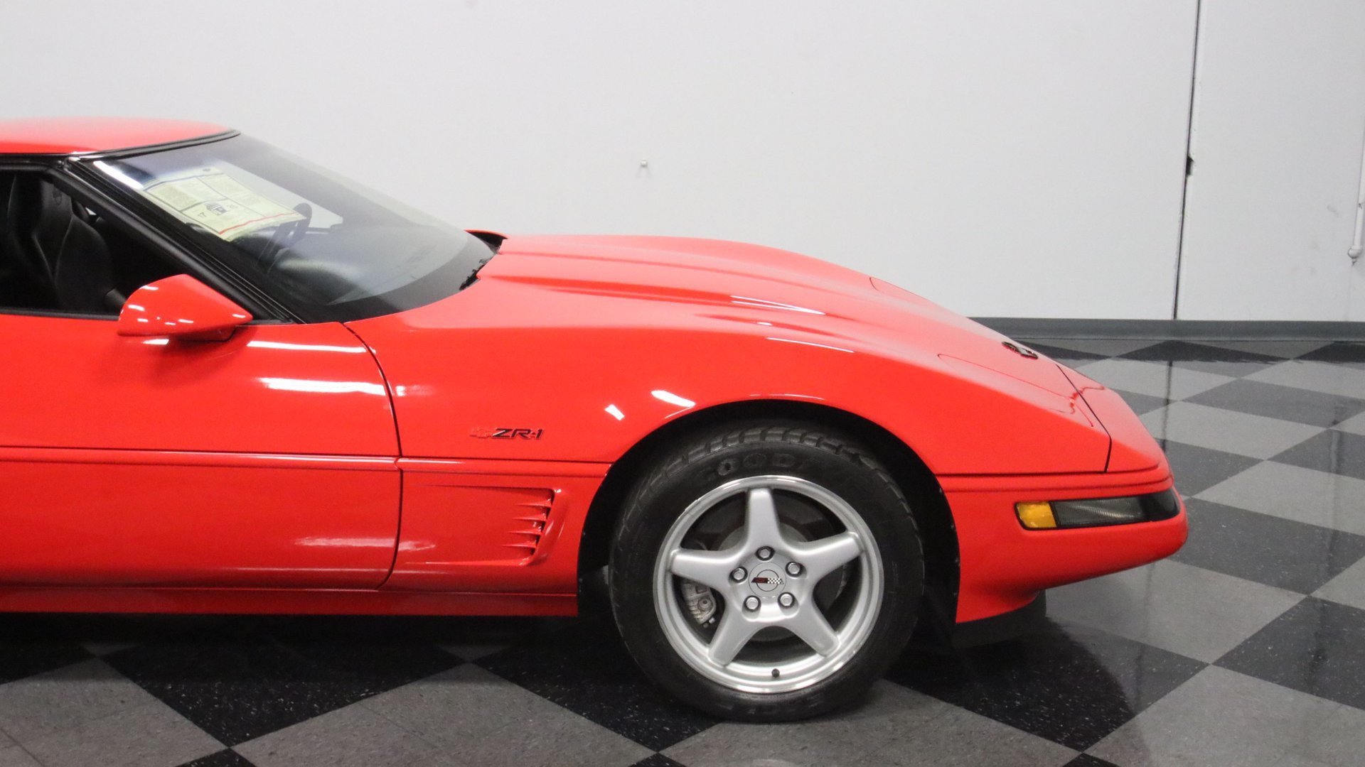 1995_Chevrolet_Corvette_ZR1_sale_0030