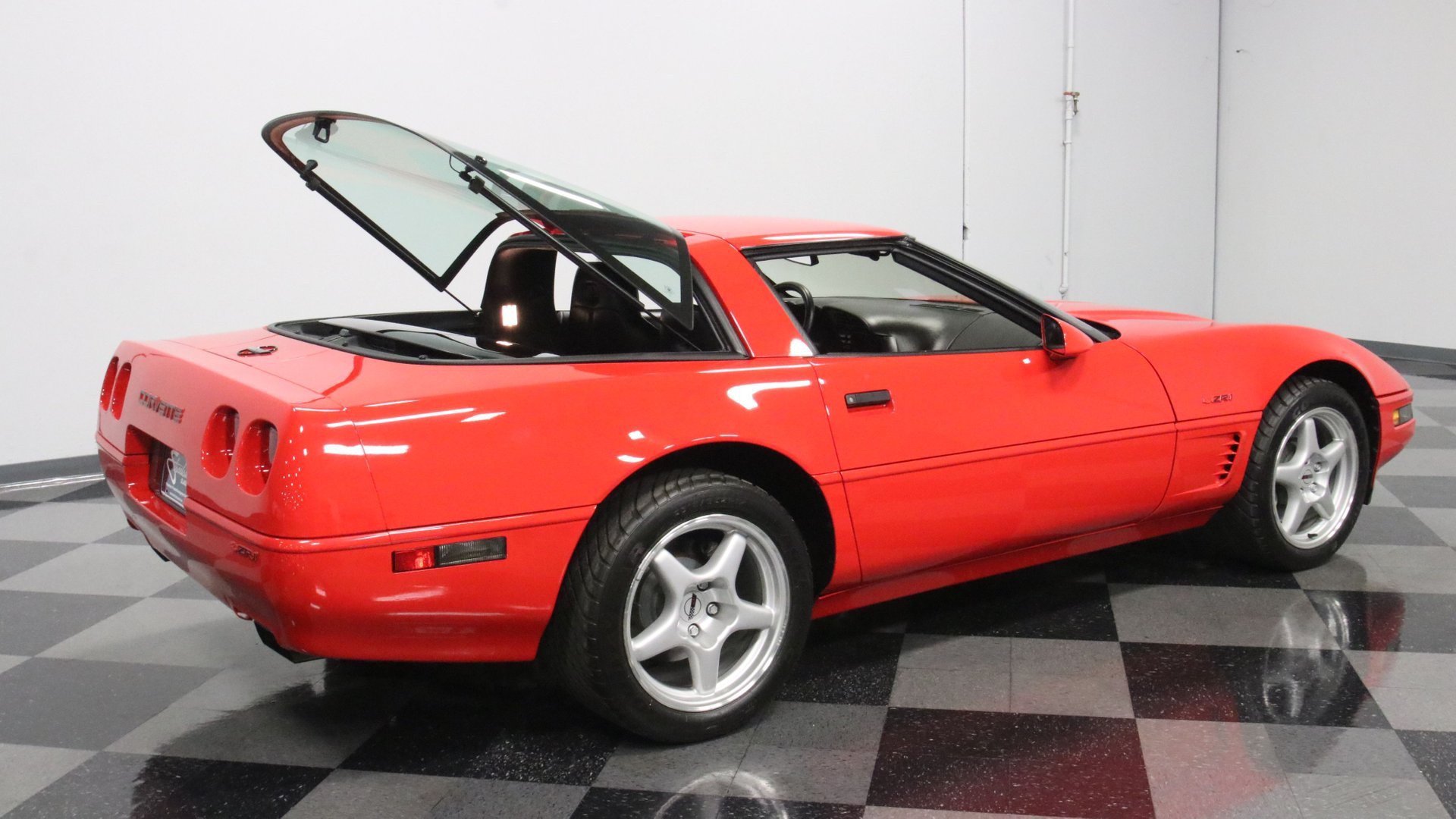 1995_Chevrolet_Corvette_ZR1_sale_0035