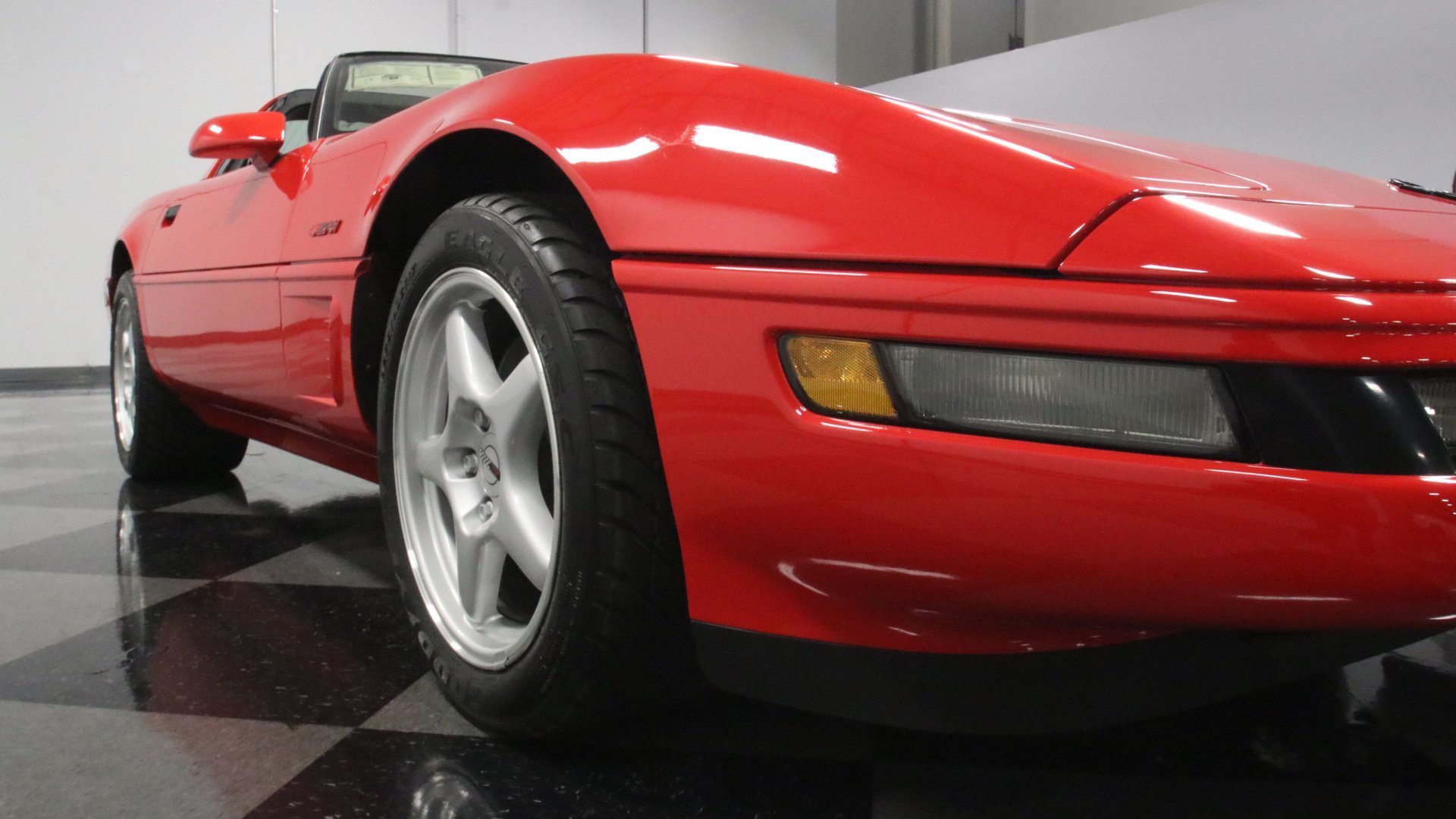 1995_Chevrolet_Corvette_ZR1_sale_0070