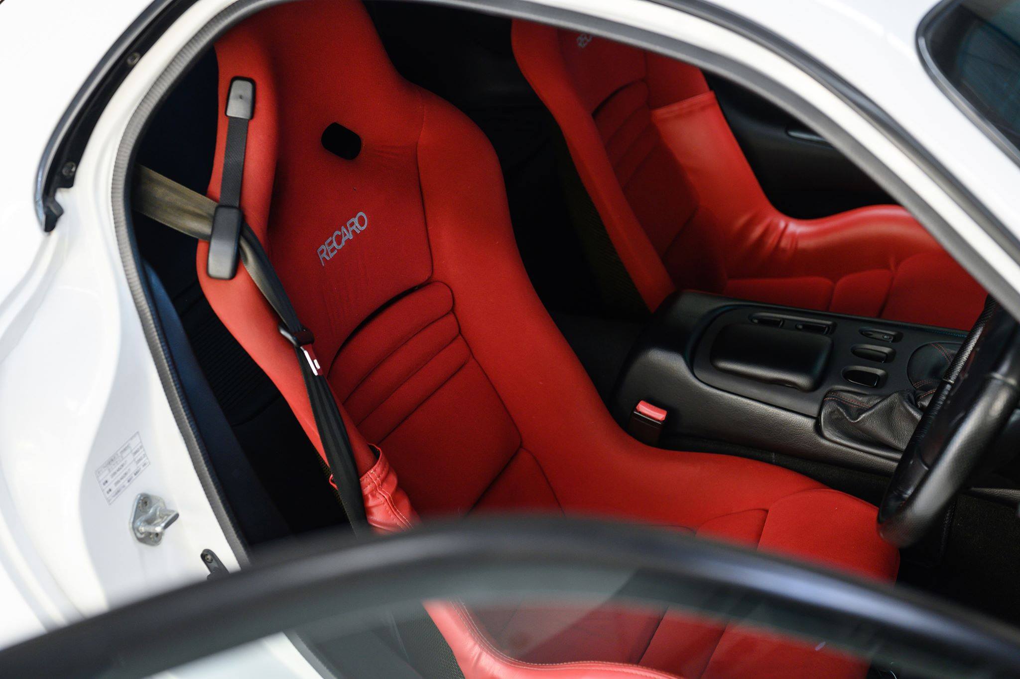 2002_Mazda_RX-7_Spirit-R_Type-A_sale_0010