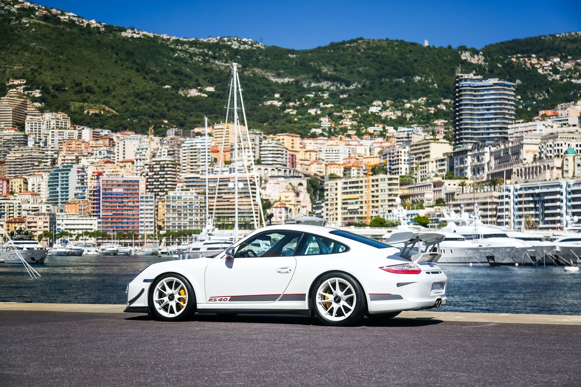 2011_Porsche_911_GT3_RS_4.0_sale_0048