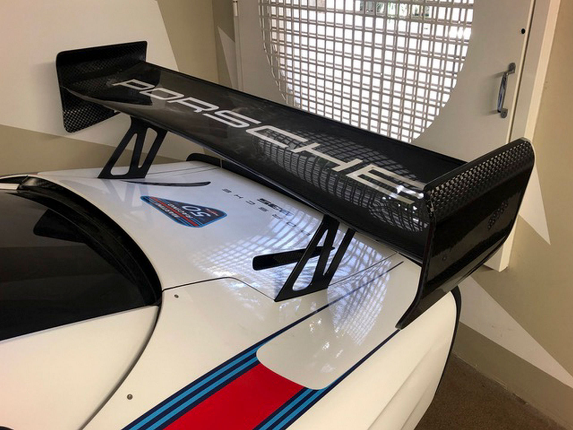 2020_Porsche_935_Martini_Livery_sale_0025