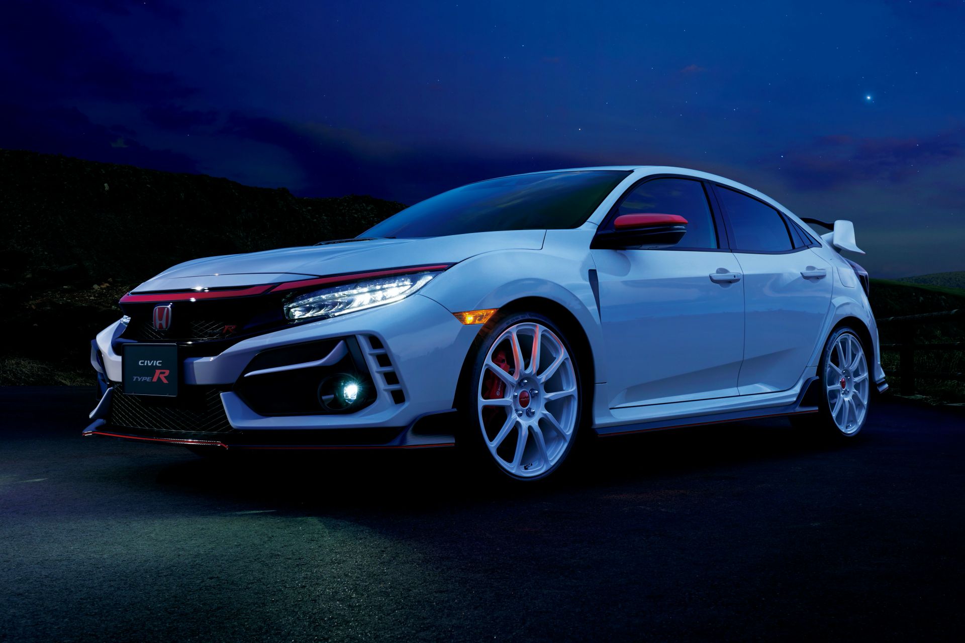 2021_Honda_Civic_Type_R_Modulo_0003