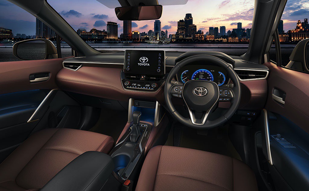 2021_Toyota_Corolla_Cross_0004