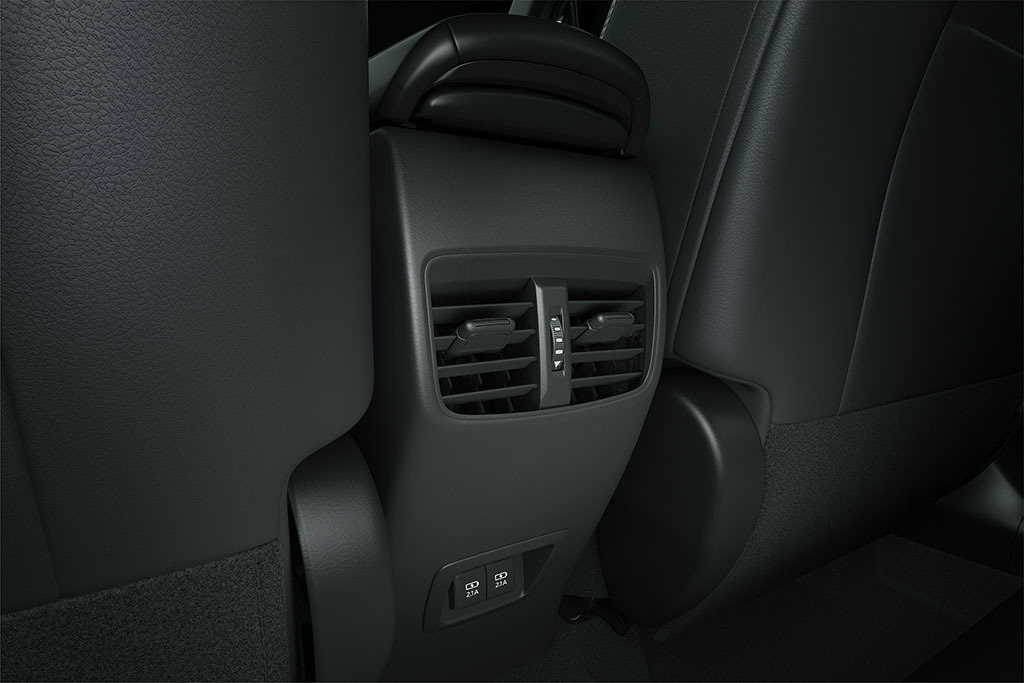 2021_Toyota_Corolla_Cross_0014