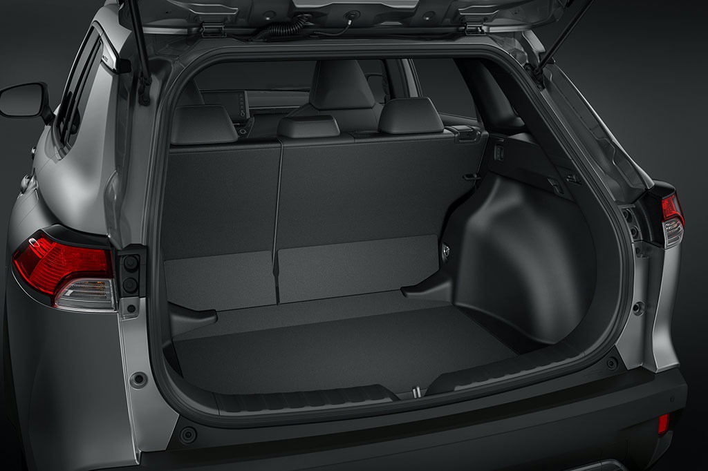 2021_Toyota_Corolla_Cross_0015