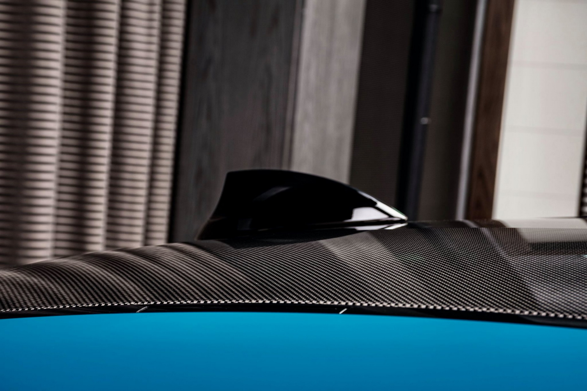 BMW-M4-Edition-M-Heritage-Abu-Dhabi-Motors-10