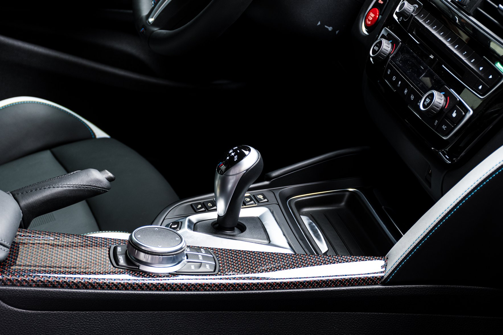 BMW-M4-Edition-M-Heritage-Abu-Dhabi-Motors-19