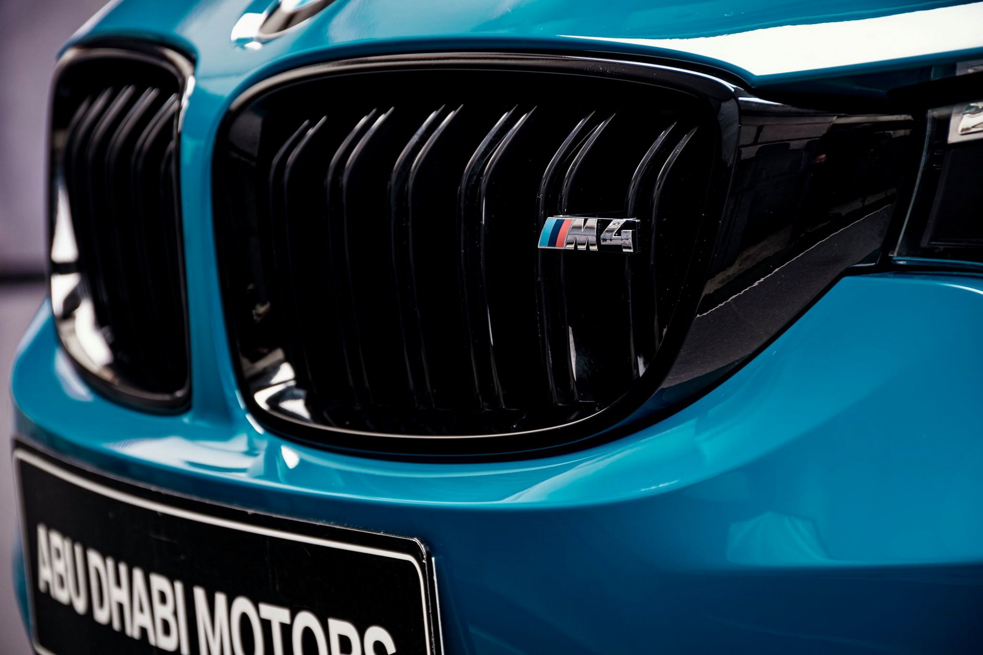 BMW-M4-Edition-M-Heritage-Abu-Dhabi-Motors-26