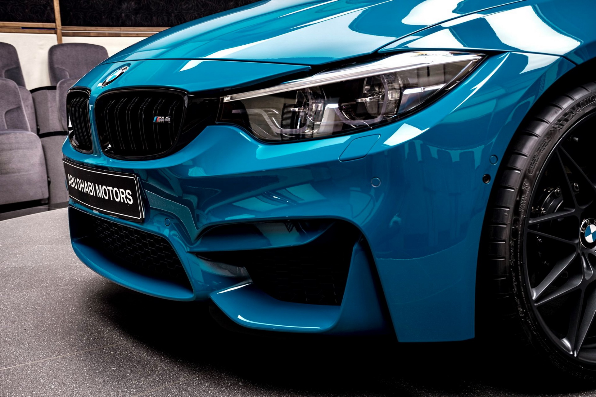 BMW-M4-Edition-M-Heritage-Abu-Dhabi-Motors-30