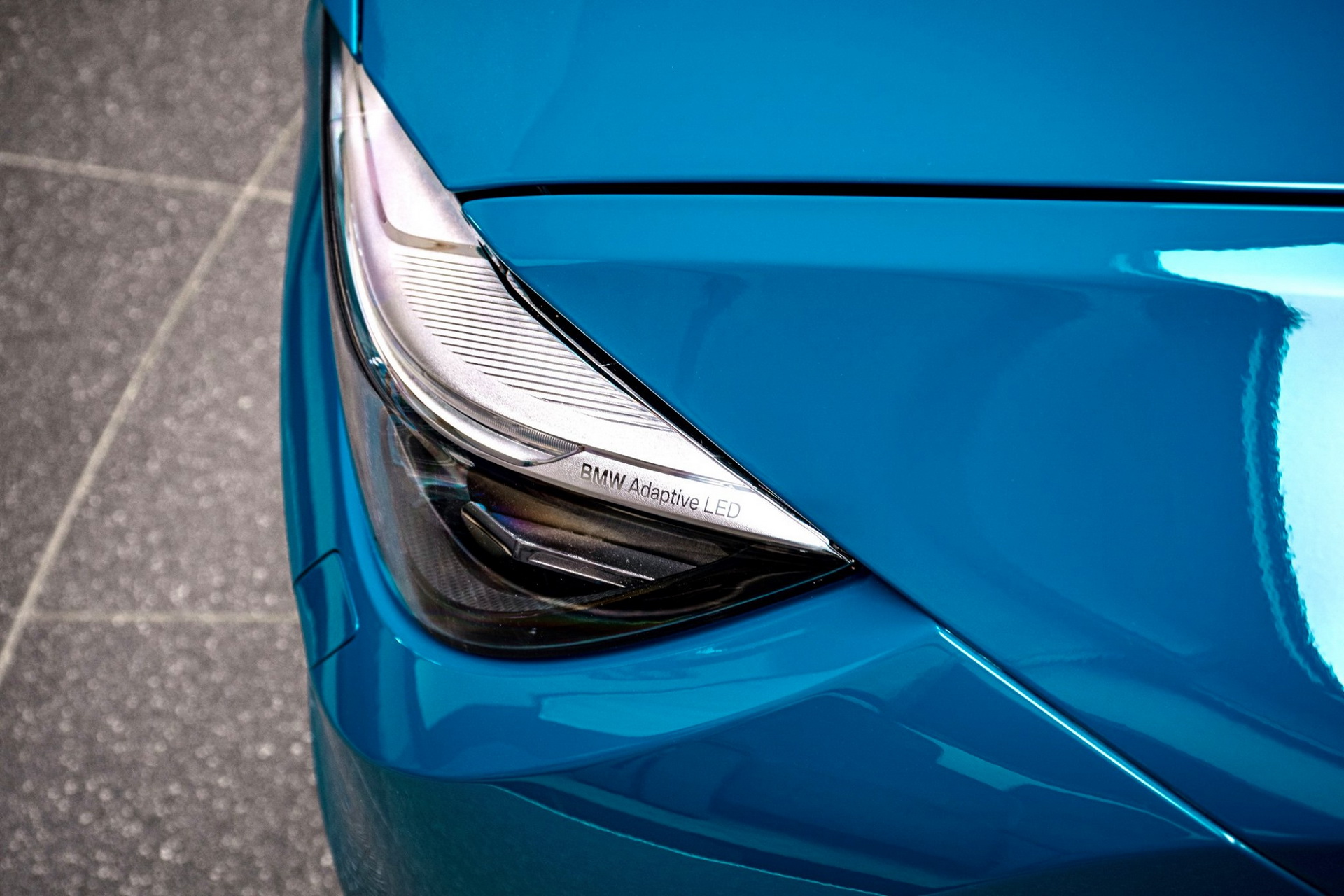 BMW-M4-Edition-M-Heritage-Abu-Dhabi-Motors-6