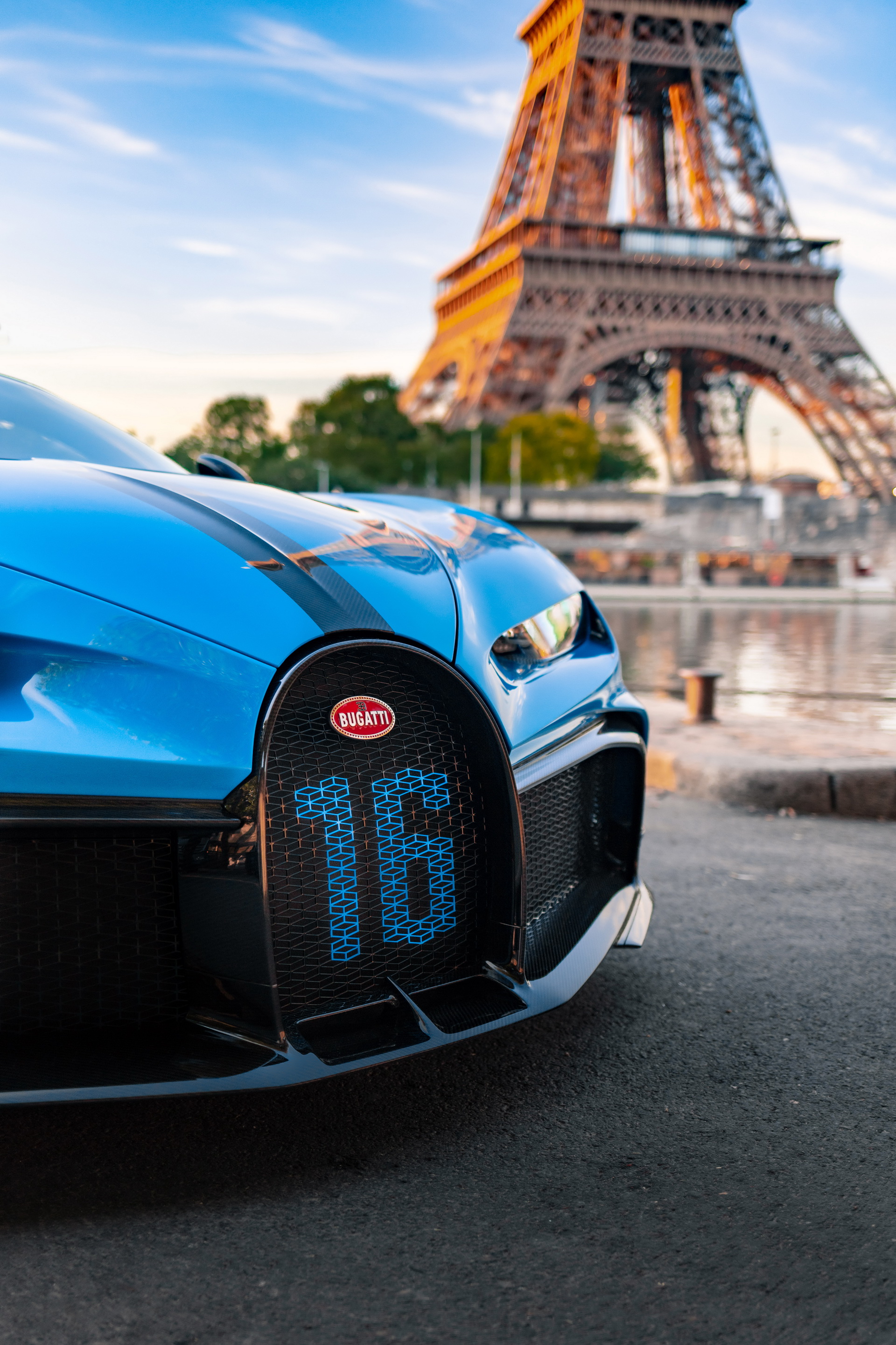 Bugatti_Chiron_Pur_Sport_road_trip_0001