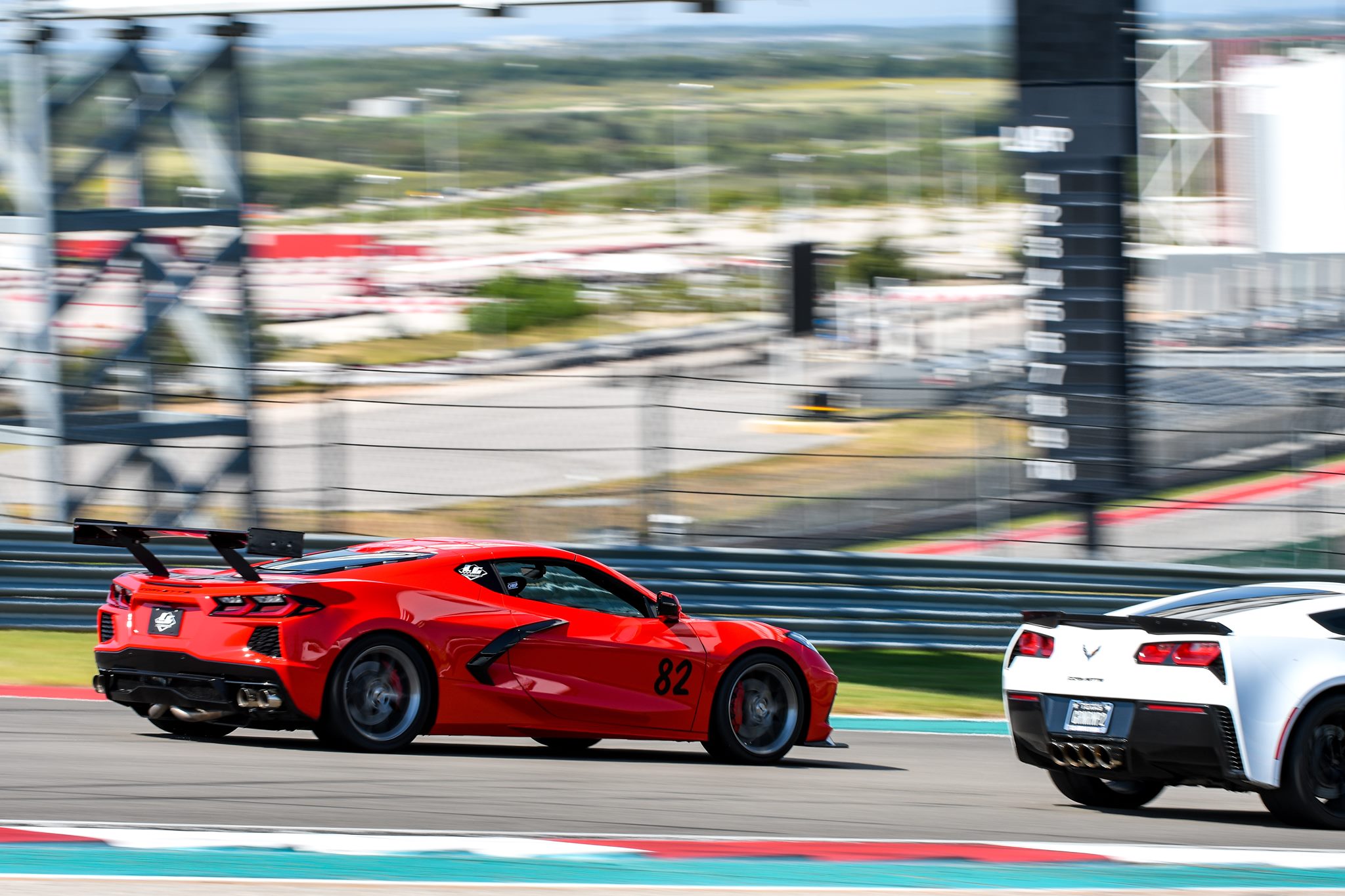Chevrolet-Corvette-LG-Motorsports-1