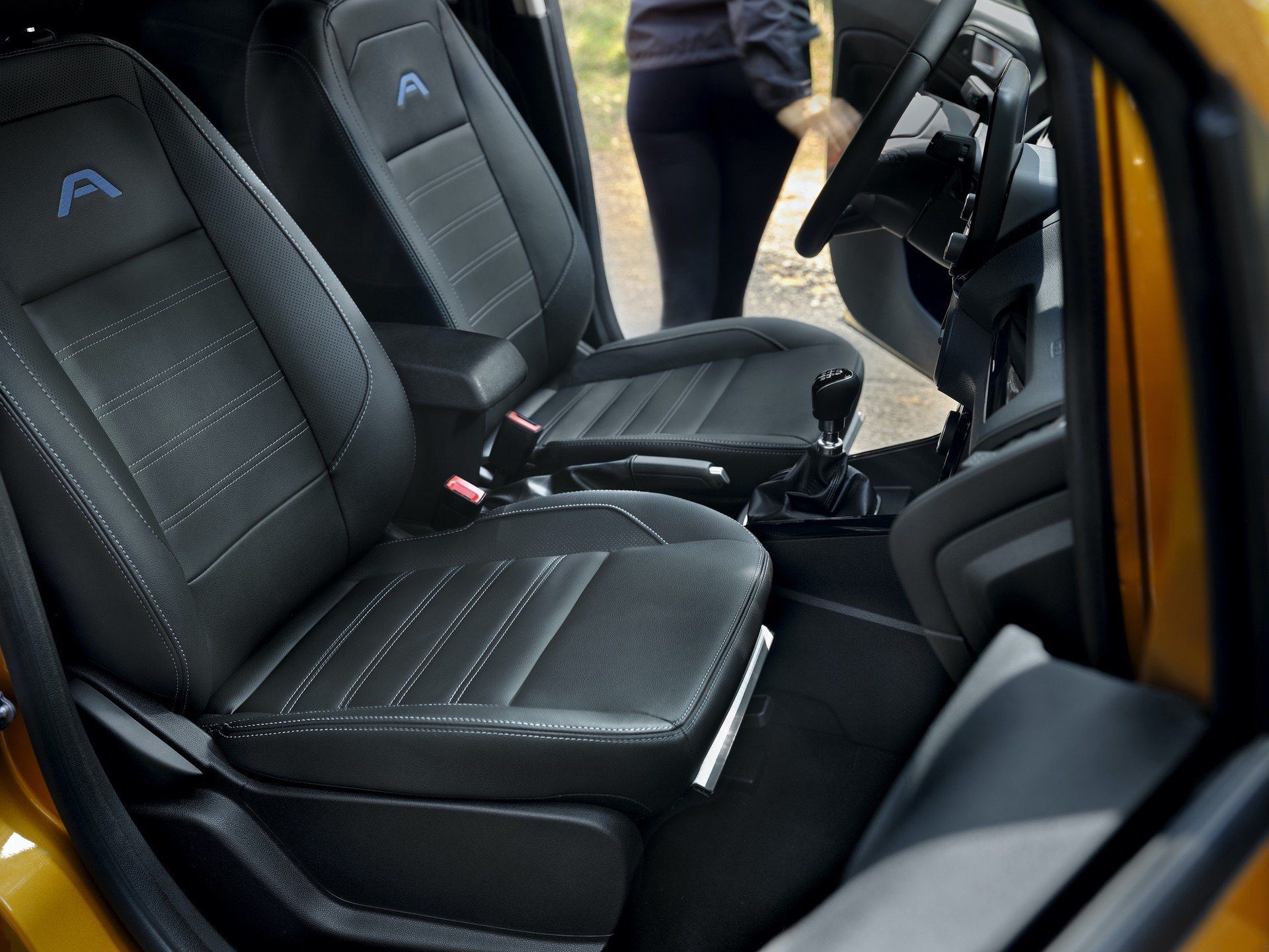 2020_Ford_EcoSport_Active_0007