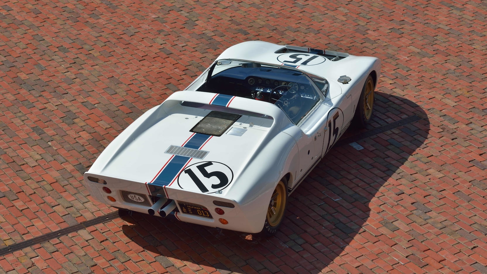 Ford-GT40-Roadster-auction-9