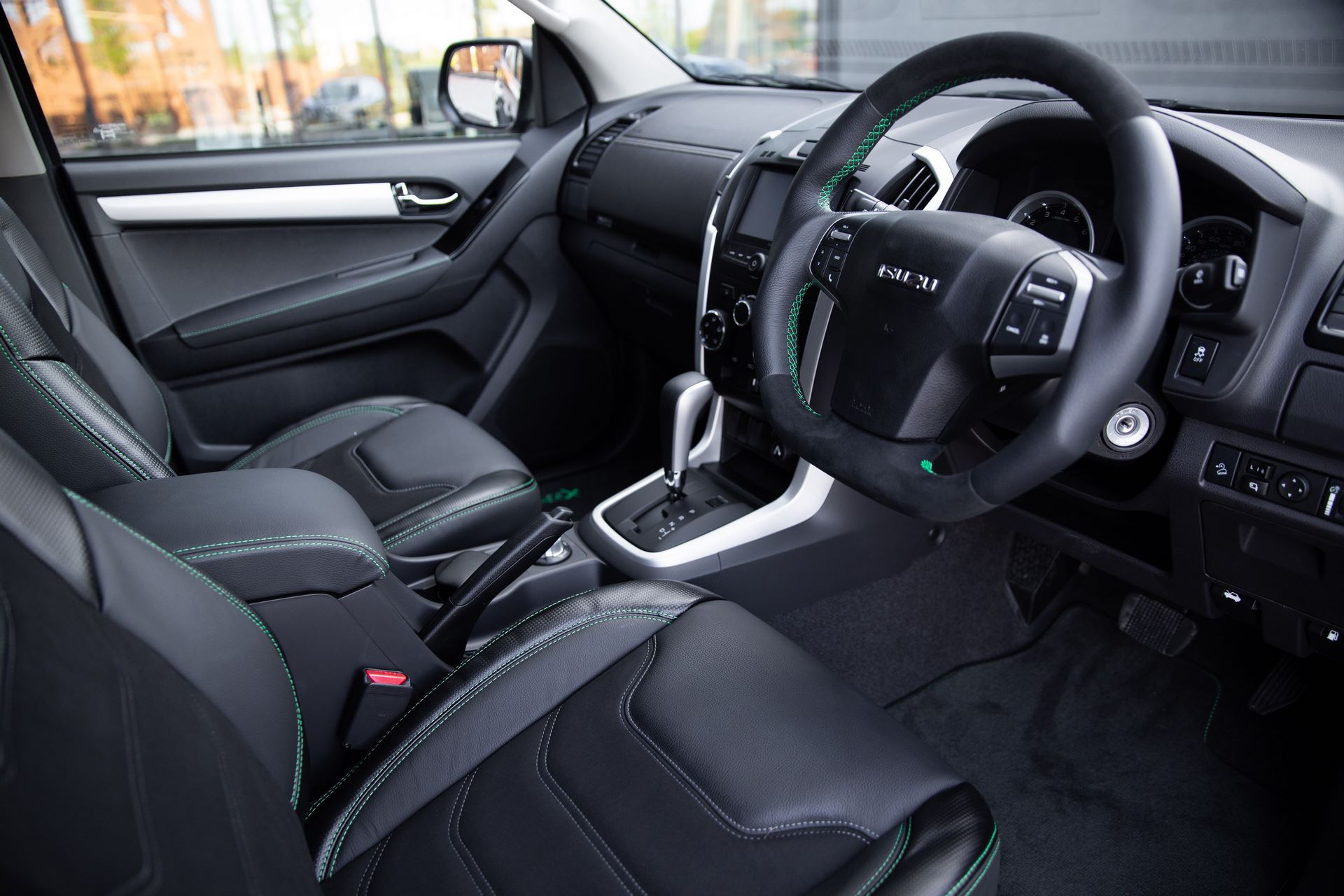 XTR-Colour-Interior-2