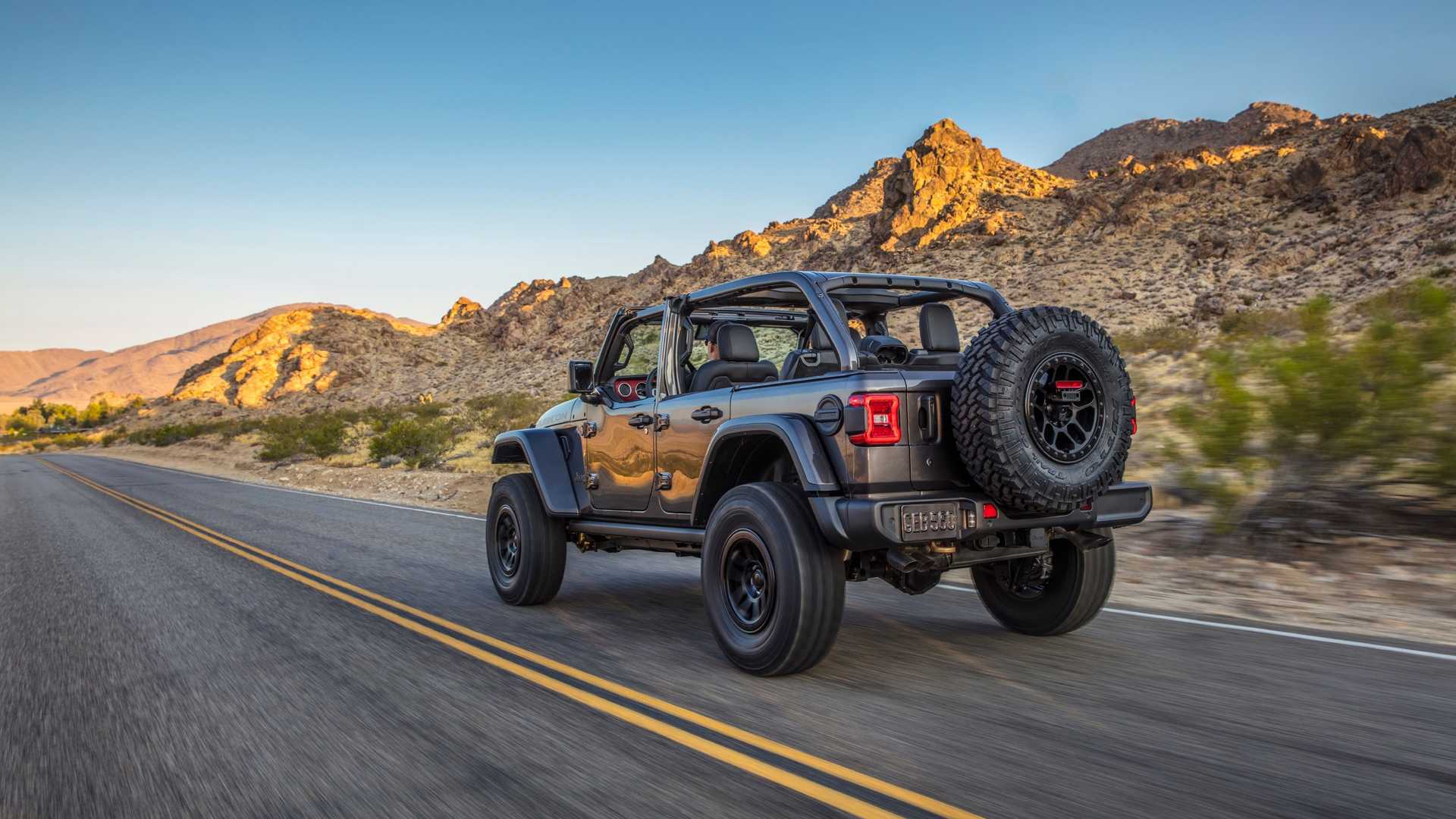 2021-jeep-wrangler-rubicon-392-rear-view-2