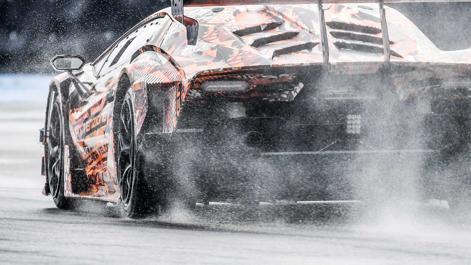 Lamborghini_SCV12_0002