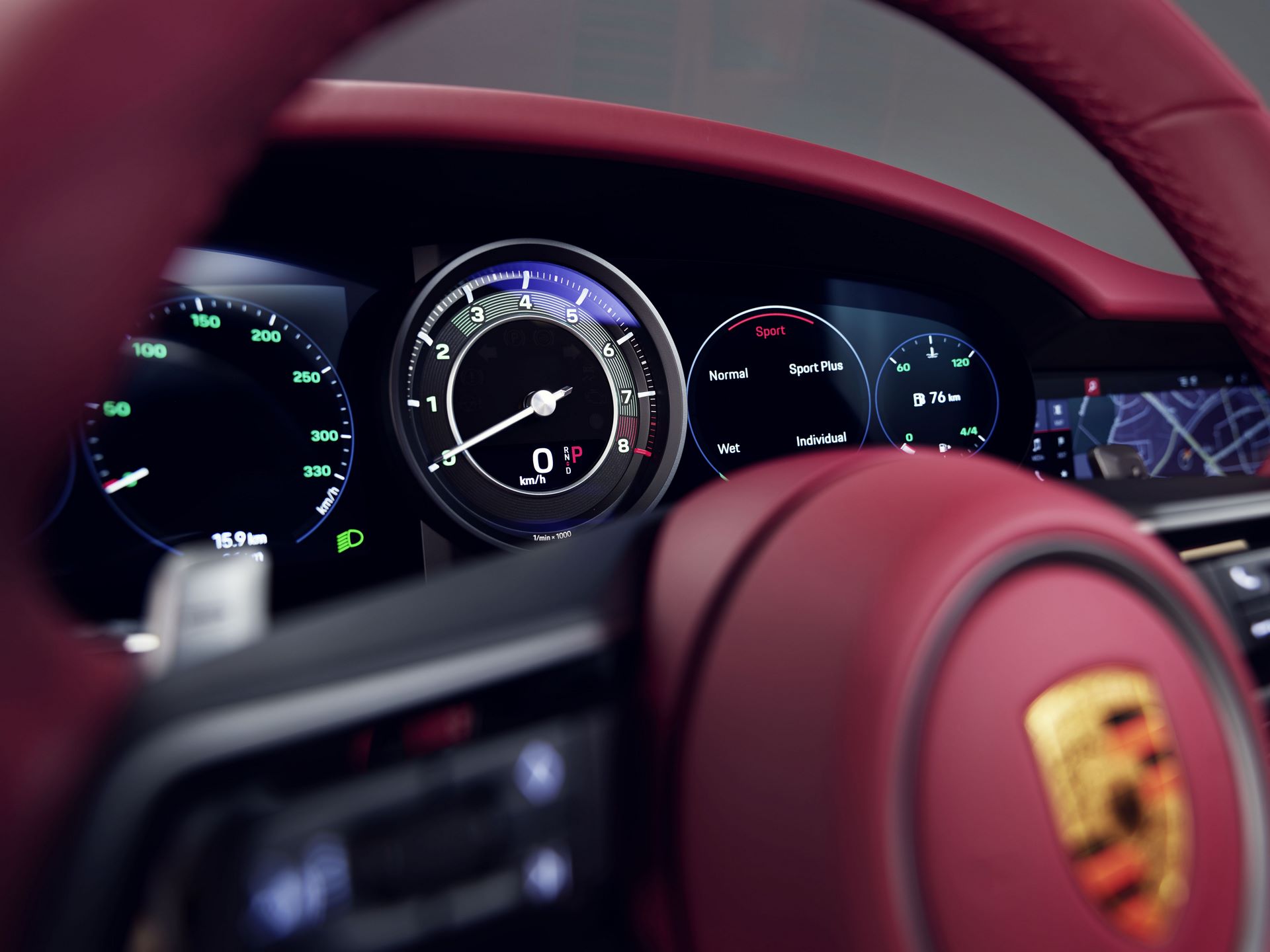 Porsche-911-Targa-4S-Heritage-Design-Edition-35