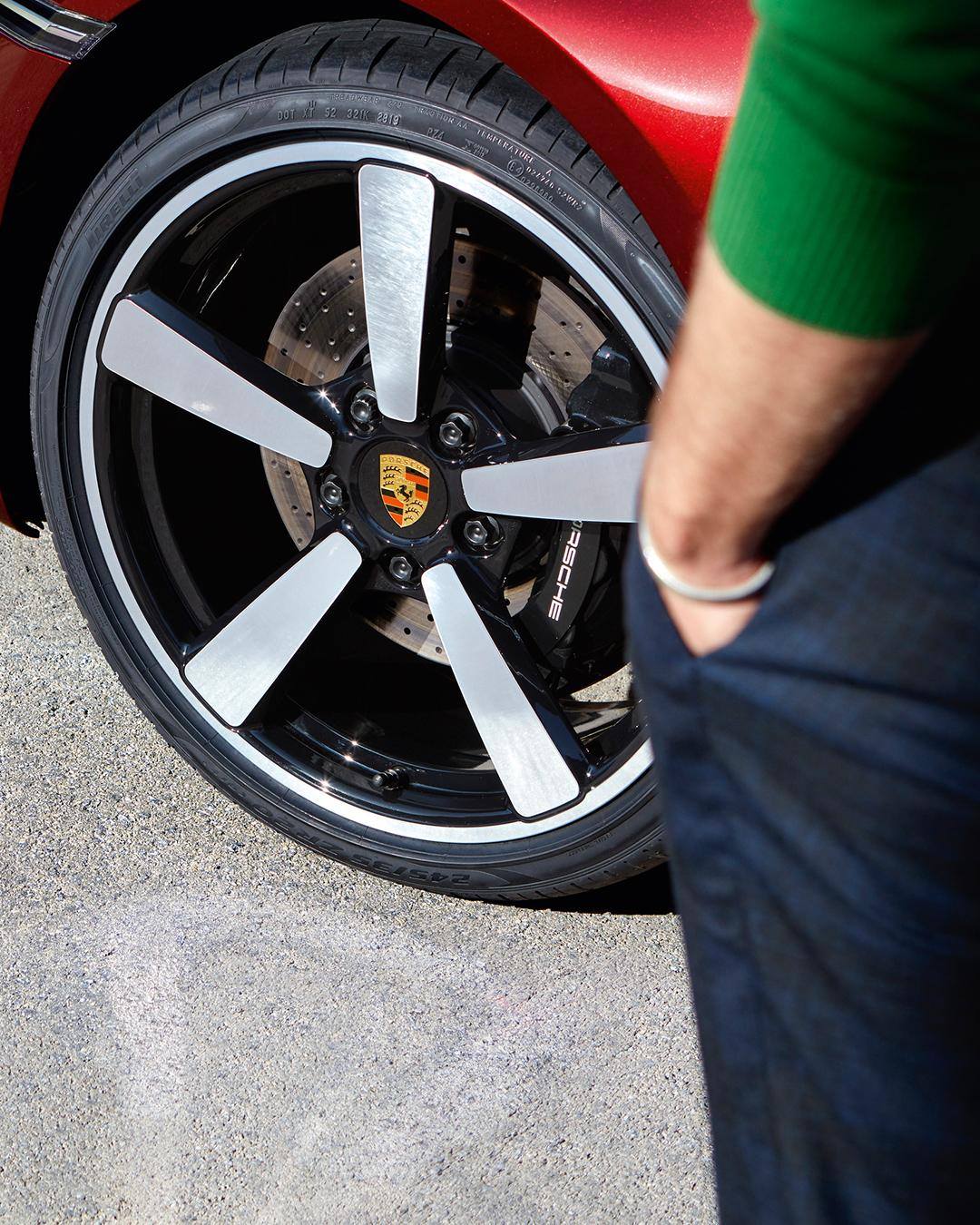 Porsche-911-Targa-4S-Heritage-Design-Edition-40-3