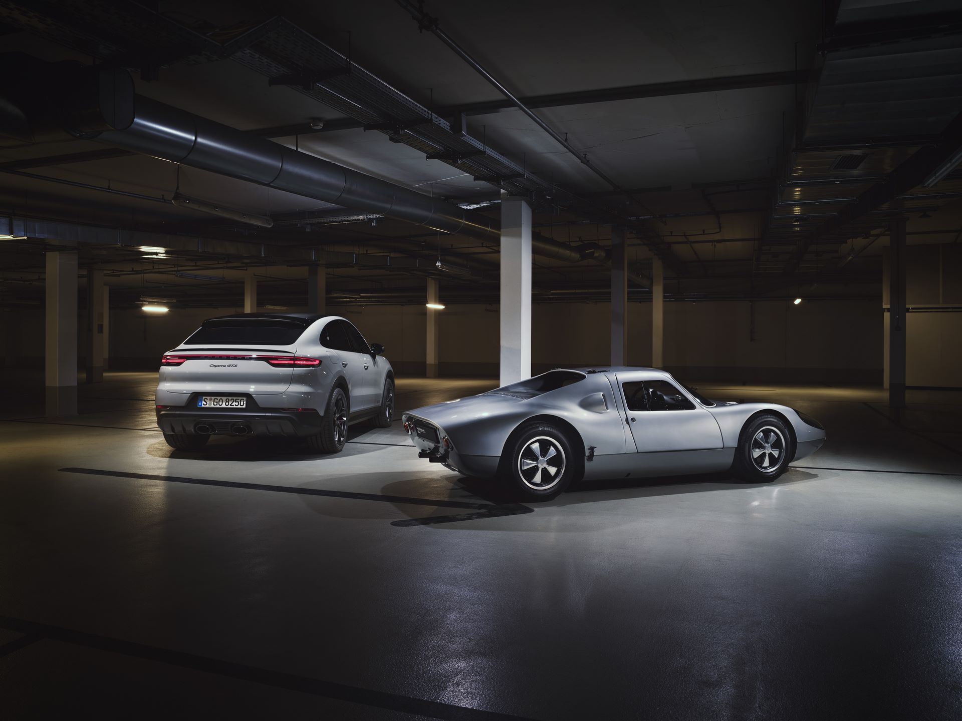 Porsche-Cayenne-GTS-and-Cayenne-GTS-Coupe-2021-9