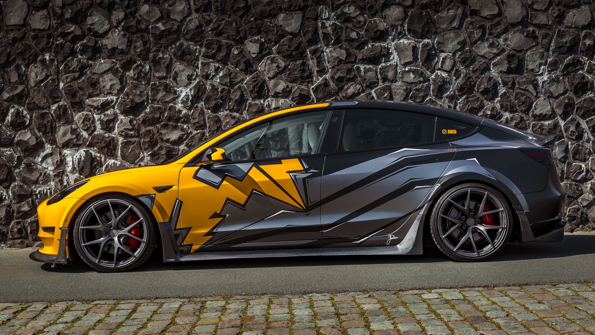 Tesla_Model_3_Performance_RevoZport_0000