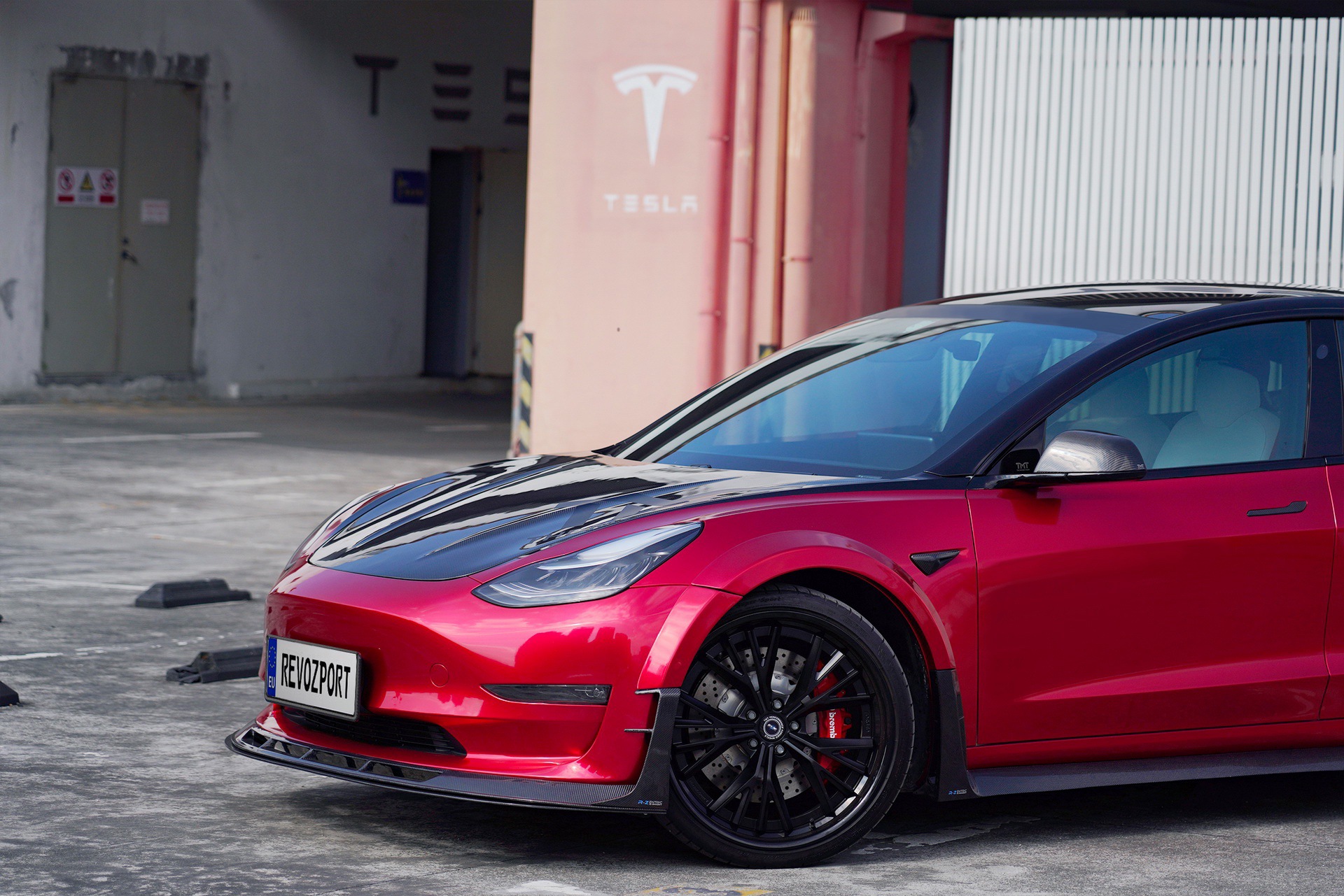 Tesla_Model_3_Performance_RevoZport_0013