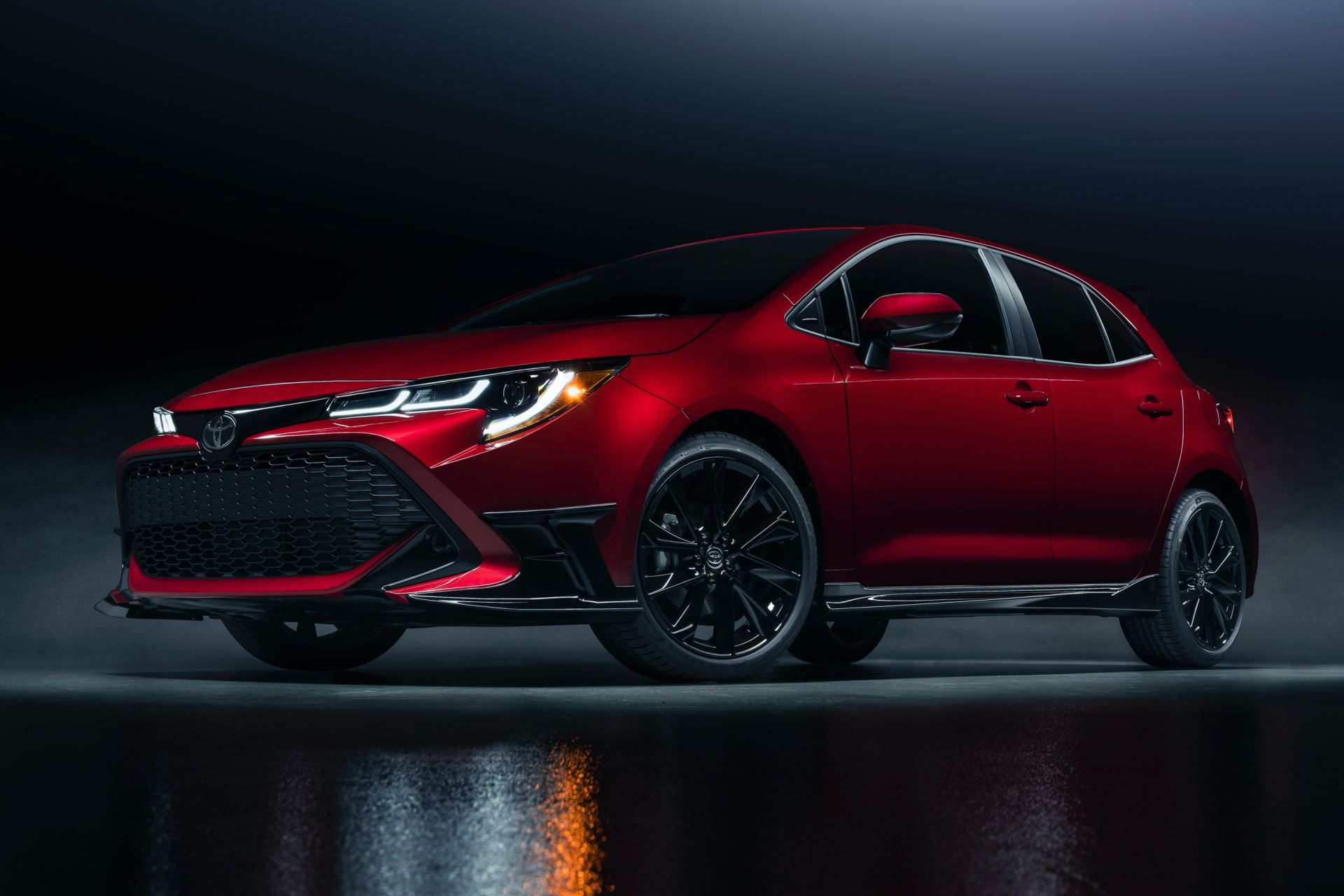 Toyota_Corolla_Special_Edition_0000