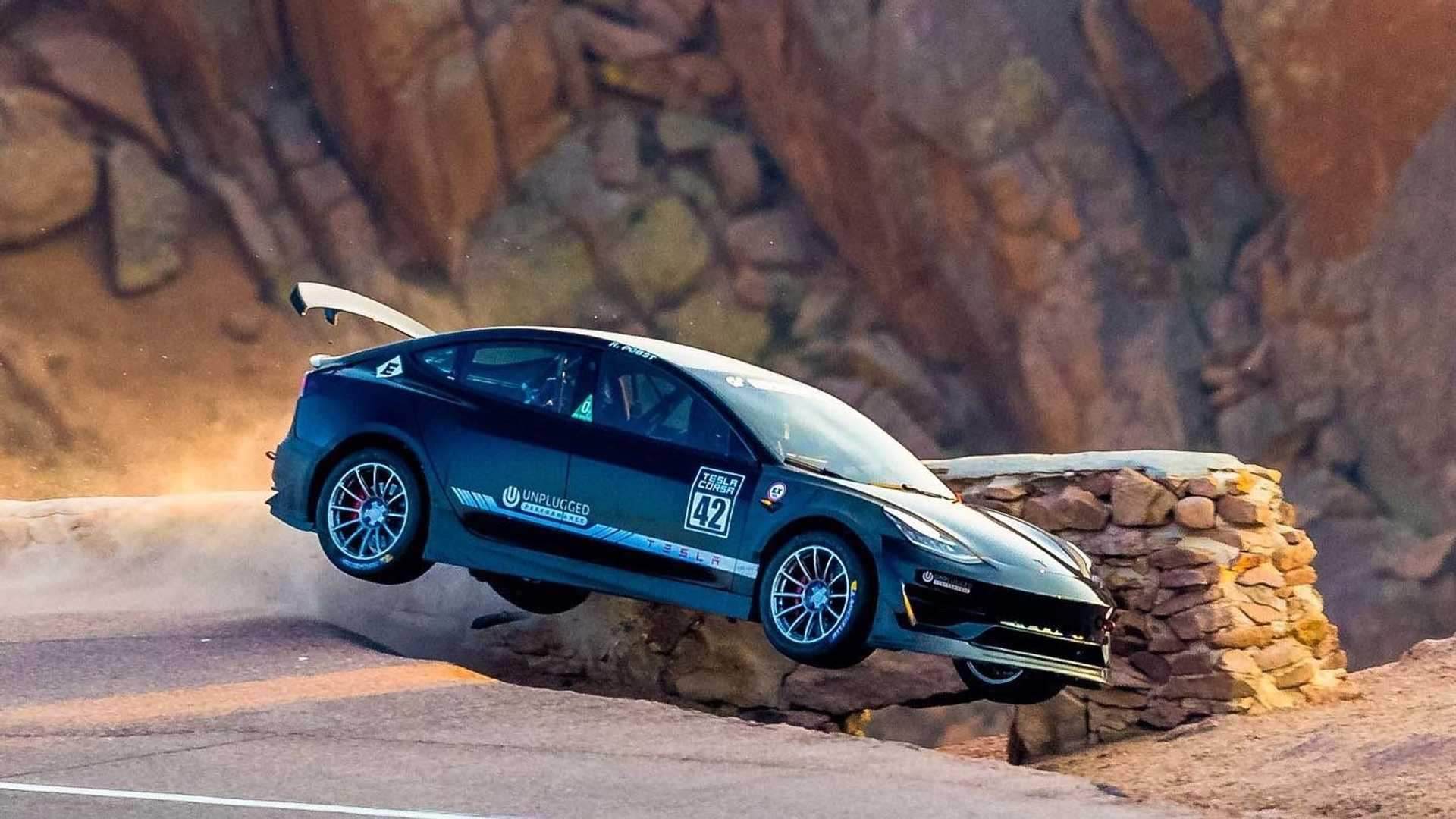 Unplugged_Performance_Tesla_Model_3_Crash_Pikes_Peak_0000